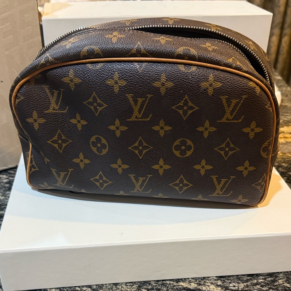 Louis Vuitton Monogram Toiletry Bag